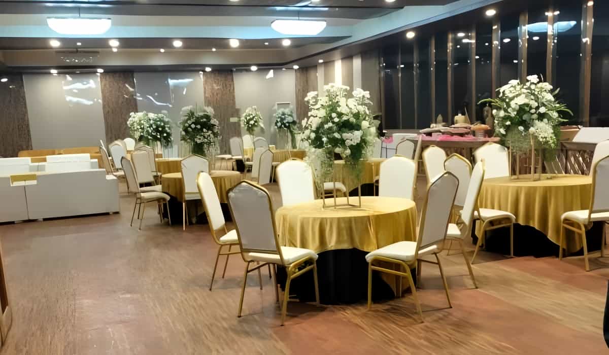 Luxury Hall